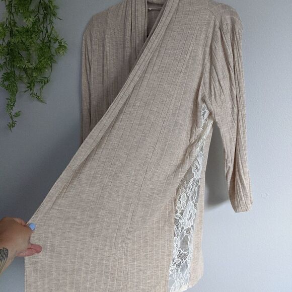 (August Mist) Tan Open Cardigan Lace Sides Small - Picture 7 of 8